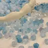 Gel Imitación Vidrio Estéreo azul claro con Agujeros Estrella Mareada con Agujeros Estampador para Cabello Collar Funda para Teléfono Hecha a Mano DIY