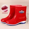 Botas de chuva duráveis e grossas para todas as estações, estilosas e impermeáveis, adequadas para estudantes e mulheres, com canos altos grossos e solas grossas.