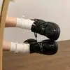 Zapatos negros de cuero estilo británico para mujer, nueva colección otoño 2026, versátiles de encaje retro estilo japonés JK con plataforma para estudiantes