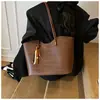Bolso Tejido para Mujer 2025 Otoño Nuevo de Moda Estilo Coreano Bolso Tote Simple Gran Capacidad para Hombro Bolso de Cubo para Viajes