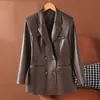 Jaqueta de couro estilo coreano, novo blazer de pele de carneiro, nova jaqueta de couro estilo biker de Hong Kong com corte solto para outono de 2026 para mulheres