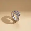 Anillo Abierto Geométrico con Forma de Serpiente de Circonita Estilo Lujo Ligero Europeo y Americano, Joyería Versátil Retro de Gama Alta de Moda Única de Nicho