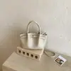 Bolsa de Mão Exquisita e Moderna Modelo Saco 2026 Nova Moda Versátil Bolsa Transversal com Toque de Luxo para Saídas Femininas