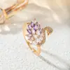 Anillo de Luz de Zirconia Incrustada en Oro Real Chapado en Cobre Transfronterizo Europeo y Americano Lujo Ligero Sensación de Alta Gama Anillo para el Dedo Joyería de Mano Versátil Fabricante Venta al por Mayor en Stock