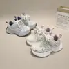 Novos sapatos infantis de couro atacado, tamanhos 26-37, feitos à máquina, adequados para crianças maiores, sapatos esportivos, sapatos casuais de estudante pai 6444