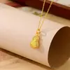 Collar de Calabaza Picada para Mujer 2025 Nuevo Diseño de Escamas de Dragón Temperamento de Nicho Cadena Versátil para Clavícula Regalo para Novia