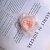 Nuevo Estilo Gasa de Seda Suave Tela Multicapa con Borde Quemado Flores de Rosa para Accesorios de Cabello Hechos a Mano DIY, Boutonnières, Decoraciones de Zapatos y Adornos para Ropa