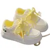 Zapatillas Blancas Únicas de Alta Apariencia con Suela Gruesa en Forma de Corazón para Mujer, Zapatos Casuales de Malla Primavera/Verano 2026, Zapatillas Versátiles de Moda para Estudiantes y Commuters