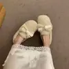 Fada 2026 novo pelúcia versátil slip-on estilo outono e inverno laço plano quente forrado com fleece sapatos de algodão sapatos peludos