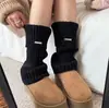 Meias Grossas Quentes de Outono e Inverno com Logo Metálico Meias de Tricô de Lã para Panturrilha para Botas de Neve Camadas Tendência Mostra as Pernas Emagrecimento Versátil