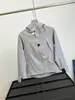 Alternativa económica para exteriores Corte 3D Otoño/Invierno Nuevas Llegadas Unisex Resistente al Viento Repelente al Agua con Capucha Forro de Polar Chaqueta Softshell