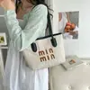 Bolsos Pequeños Tejidos de Moda de Verano para Mujer 2026 Nuevo Bolso Cruzado Versátil Casual para Vacaciones Bolso de Mano Popular Bolso Cubo