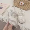 Zapatos casuales transpirables con diseño trenzado calado y suela suave para niñas, zapatos de princesa, zapatos casuales de verano 2026