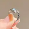 Nuevo Anillo de Serpiente Pequeño Estilo Chino para Vinagre para Mujeres, Lujo Ligero con Diamantes, Año del Zodiaco de la Serpiente, Diseño de Nicho, Moda Amor Inverso Mismo Estilo