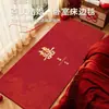 Tapete de Quarto para Casamento 2026 Tapete Lateral de Cama Novo Estilo Chinês Decoração de Quarto de Casamento Tapete de Chão Forma Irregular Tapete para Pés Debaixo da Cama do Quarto Principal