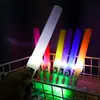 Venta al por mayor de barras luminosas LED, Palos cortos luminosos, Palos de mano parpadeantes, Accesorios para animar conciertos, Personalización de logo