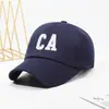 Gorra de Mujer Estilo K Ins Popular Mismo Estilo Simple Bordada con Letra Gorra de Béisbol con Visera Versátil para Primavera y Verano para Hombre