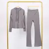 Conjunto Lulu Df de Jaqueta com Capuz Estampada e Calça Flare, Gola Alta Justa, Zíper Dourado Elástico, Roupa para Fitness Yoga