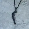 Nova joia de aço titânio hip hop europeu e americano criativa pistola titânio aço pingente masculino moda corrente personalizada para suéter atacado