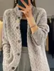 Cardigan Pure Base 2025 Suéter Outono e Inverno Tricô Trançado Coreano Versátil Top Feminino Jacquard Novo Estilo
