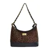 Bolsa de Axila de Camurça Estampa de Leopardo High-End Feminina Chegada Nova Outono/Inverno 2026 Bolsa de Ombro de Grande Capacidade Bolsa Dumpling para o Trabalho