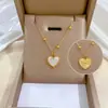[Acero de titanio de cuerpo completo] Fritillaria amor temperamento personalidad minimización horno oro real collar mujer ins clavícula cadena