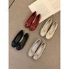 Sapatos Femininos de Couro Envernizado Bico Redondo Estilo Francês 2025 Verão Novo Laço com Saia Salto Baixo Vermelho Sapatos de Salto Baixo