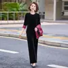 Novo Conjunto de Roupa de Primavera Estilo Chinês para Mães 2026 Novo Modelo para Mulheres de Meia-Idade e Idosas, Conjunto de Três Peças de Veludo para Primavera e Outono com Colete Tradicional Estilo Chinês