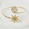 Pulsera Cruzada Europea y Americana de Flor Hueca Mariposa Nicho de Alto Grado Temperamento Anillo de Brazo Personalidad Exagerada Nueva Joyería de Brazo para Mujeres
