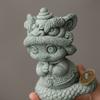 Serpiente Espíritu Ofrece Mascota de Té de Piedra de Arena Verde Rui Juego de Té Sala de Estar Mesa de Té Oficina Adornos Año de la Serpiente Artesanías Decorativas