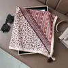 Bufanda Cuadrada Pequeña con Borlas y Estampado de Ponis de Nuevo Estilo, Bufanda de Cuello con Borlas de Moda, Bufanda Delgada para Mujer