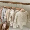 Conjunto Coreano de Ropa de Casa para Niños Otoño e Invierno, Ropa Interior Térmica, Pijama, Tejido Cepillado, Clase A, Defectos Menores por Defecto, Sin Devoluciones ni Cambios