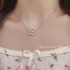 Xiaohongshu misma moda Collar de corazón luna con incrustaciones de diamantes para mujer Diseño de nicho de lujo ligero Cadena de clavícula de alta calidad Collar dulce y cool