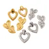 Brincos de Aço Inoxidável Vazados em Forma de Coração Estilo Europeu e Americano Titânio Banhado a Ouro 18K Brincos Versáteis da Moda Feminina Estilo Ins Leve