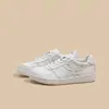 Tênis Flats Femininos de Couro Genuíno em Estoque, Casual Versátil Confortável Moda Estudantil Sapatos Brancos de Solado Grosso para Mulheres