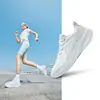 Zapatillas de Running Ligeras Hongxing Erke Ultra-Ligeras para Mujer Verano Transpirables Suela Suave Zapatos Deportivos Malla Yoga Fitness Zapatos para Mujer