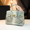 Bolso Birkin de Cuero Genuino Elegante de Gama Alta Modelo Nuevo 2026 Moda Europea y Americana Gran Capacidad Bolso de Hombro Cruzado de Moda para Mujer