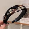 Pinza para el pelo de malla versátil y linda para mujer para uso diario, un accesorio suave y sofisticado que hace que el rostro parezca más pequeño y sujeta el cabello en su lugar