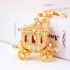 Llavero Creativo de Aleación con Diamantes de Dibujos Animados de Calabaza y Coche, Colgante de Carruaje Dorado para Bolsos de Mujer, Regalo 661