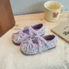 Sapatos de Couro com Lantejoulas Estilo Coreano para Meninas 2026 Outono/Inverno Novos Sapatos de Princesa para Crianças Sapatos de Dança Sola Macia Mocassins para Bebê