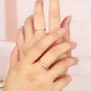 Rizhao Jinshan Anillo Color Oro 18K Plata 999 Material Pareja Diseño de Nicho Sentido para Enviar a Novia