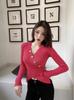 Camiseta Base de Punto de Manga Larga Corta Ultra-Corta Cruzada con Cuello en V para Mujer, Ajuste Slim, Elegante Top de Cintura Alta, Diseño Delicado y Dulce con Cuello en V