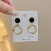 Pendientes de lujo ligero de alta gama para niñas, pendientes de borla de perlas simples y versátiles, pendientes de envío, joyería de Yiwu, productos al por mayor