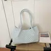 2026 Bolsa de Ombro Elegante com Bolinhas da Moda, Bolsa de Estilo Novo Único, Bolsa Feminina de Nicho, Bolsa Simples de Verão Feminina para Sob o Braço