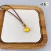 Oro Arena Antiguo Gato Lindo Lingote Pequeño Colgante Mini Bolso Candado Pequeño Collar Regalo de Alta Gama para Novia de Mujer