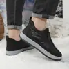 Sapatos casuais de algodão slip-on masculinos para meia-idade e idosos, forro de pelúcia espesso, leves, absorventes de choque, proteção contra o frio do inverno, sapatos de algodão casuais, fonte de mercadorias