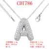 Moderna y Versátil Colgante de Alfabeto Inglés de 26 Letras con Microincrustaciones de Cobre Puro Cadena para Clavícula Suministro Directo Joyería de Collar para Mujer