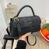 Bolsa Pequena Feminina Transfronteiriça 2026 Nova Moda Primavera/Verão Bolsa de Ombro Transversal Bolsa de Mão Elegante para Senhoras Bolsa Quadrada Pequena
