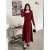 Conjunto de Chaqueta y Falda de Pana Tweed Rojo para Mujer, Nuevo Moda Otoño 2026 Atuendo Elegante de Dos Piezas