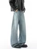 Calça jeans masculina estilo retrô americano com estampa de bambu e pernas curvas, apresentando um design solto e de perna larga, perfeita para um look de street style, e uma calça casual moderna de perna reta para o outono